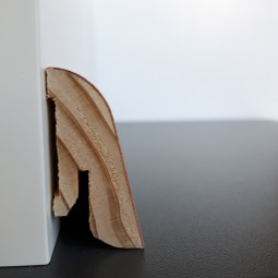 Furniersockelleiste Birnbaum geölt 38mm konisch