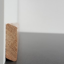 Sockelleiste massiv Eiche Country Style 35mm (20m-Bund)